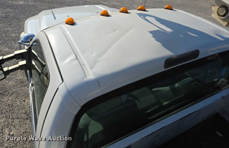 image for item ED2164 2016 Ford F550 Super Duty XL bucket truck