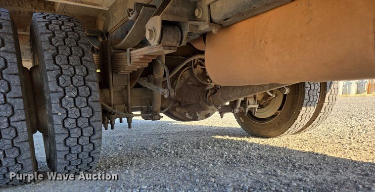 image for item ED2164 2016 Ford F550 Super Duty XL bucket truck