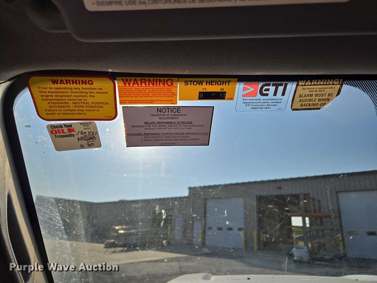 image for item ED2164 2016 Ford F550 Super Duty XL bucket truck