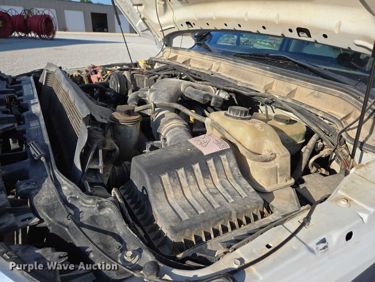 image for item ED2164 2016 Ford F550 Super Duty XL bucket truck