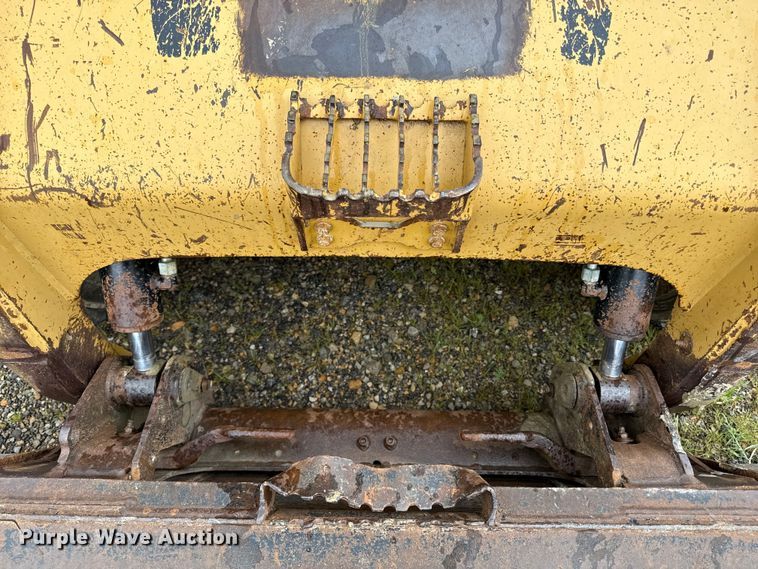 image for item ED4331 2007 Caterpillar 236B2 skid steer loader