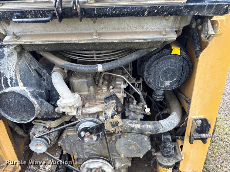 image for item ED4331 2007 Caterpillar 236B2 skid steer loader