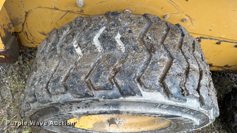 image for item ED4331 2007 Caterpillar 236B2 skid steer loader