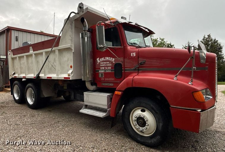 image for item ED4333 1995 Freightliner FLD 112 dump truck