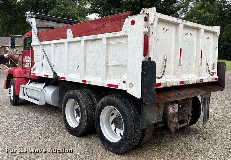 image for item ED4333 1995 Freightliner FLD 112 dump truck