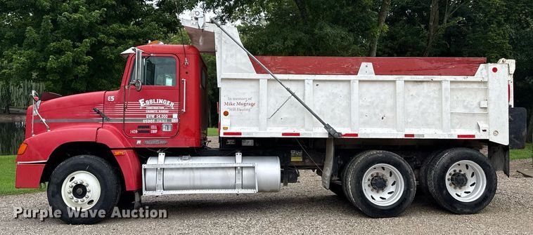 image for item ED4333 1995 Freightliner FLD 112 dump truck