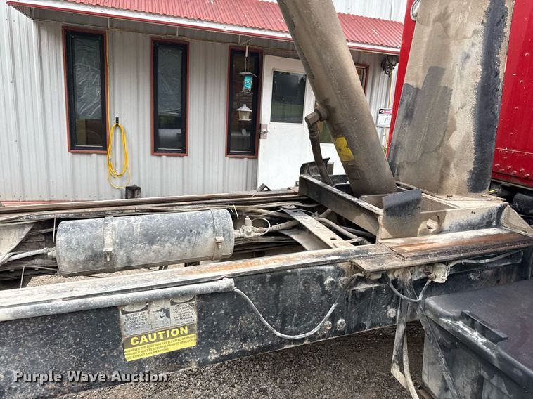 image for item ED4333 1995 Freightliner FLD 112 dump truck