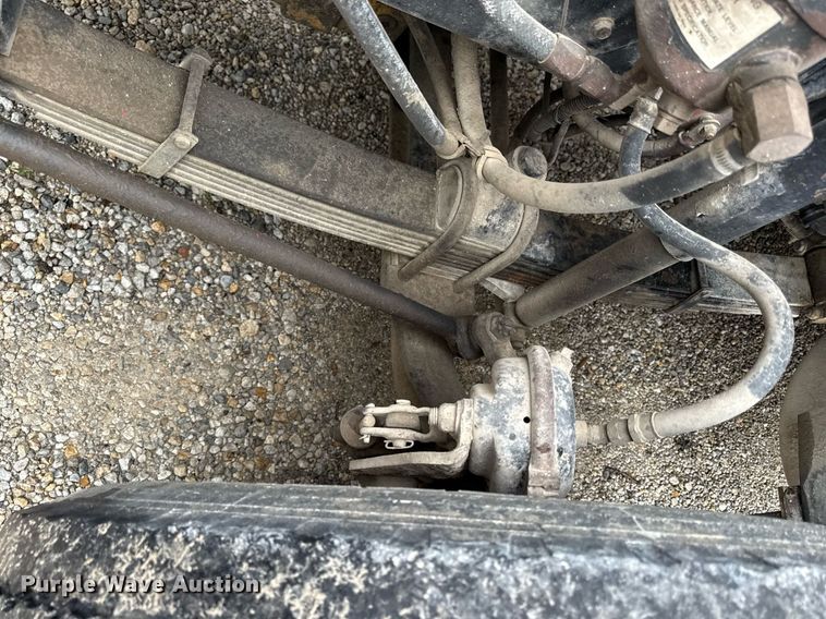 image for item ED4333 1995 Freightliner FLD 112 dump truck