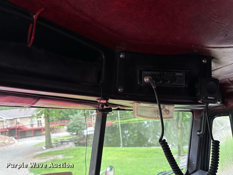 image for item ED4333 1995 Freightliner FLD 112 dump truck