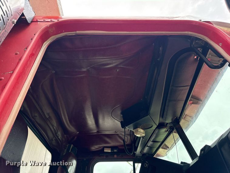 image for item ED4333 1995 Freightliner FLD 112 dump truck