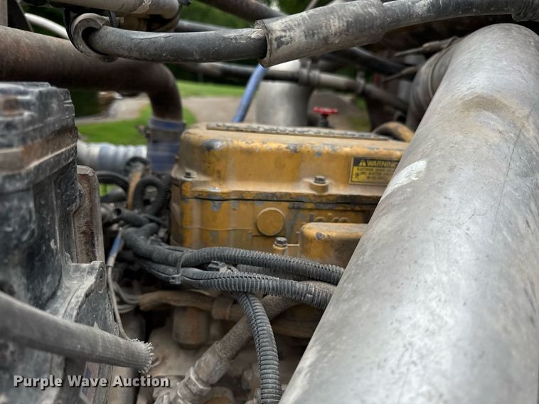 image for item ED4333 1995 Freightliner FLD 112 dump truck