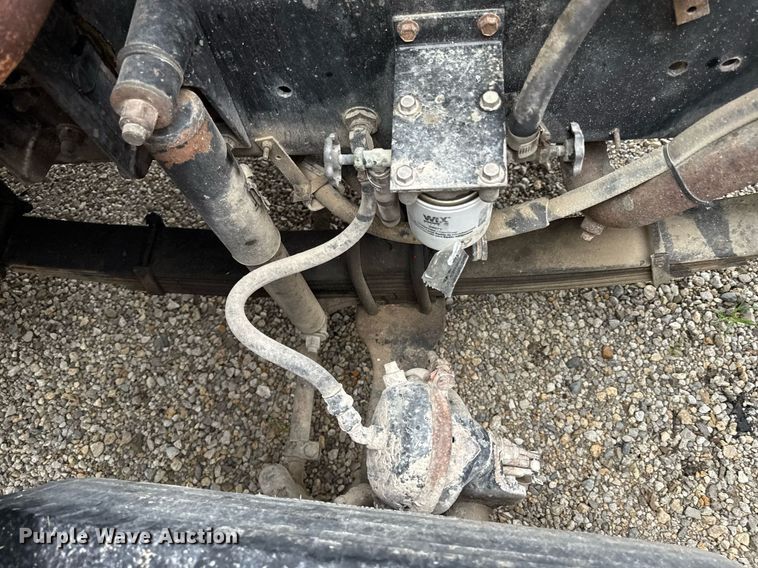 image for item ED4333 1995 Freightliner FLD 112 dump truck