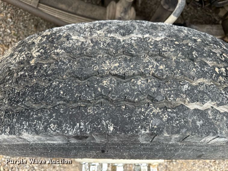 image for item ED4333 1995 Freightliner FLD 112 dump truck