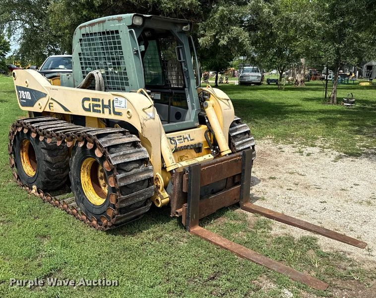 image for item ED4334 Gehl 7810 skid steer loader