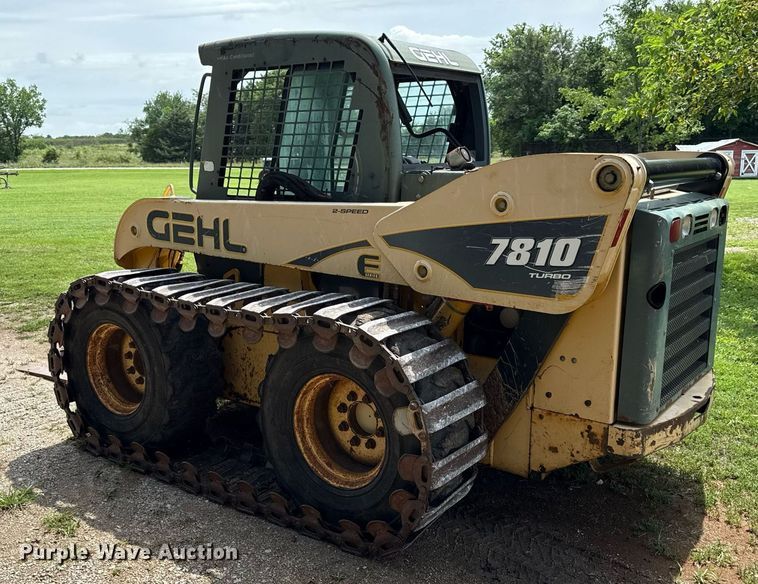 image for item ED4334 Gehl 7810 skid steer loader