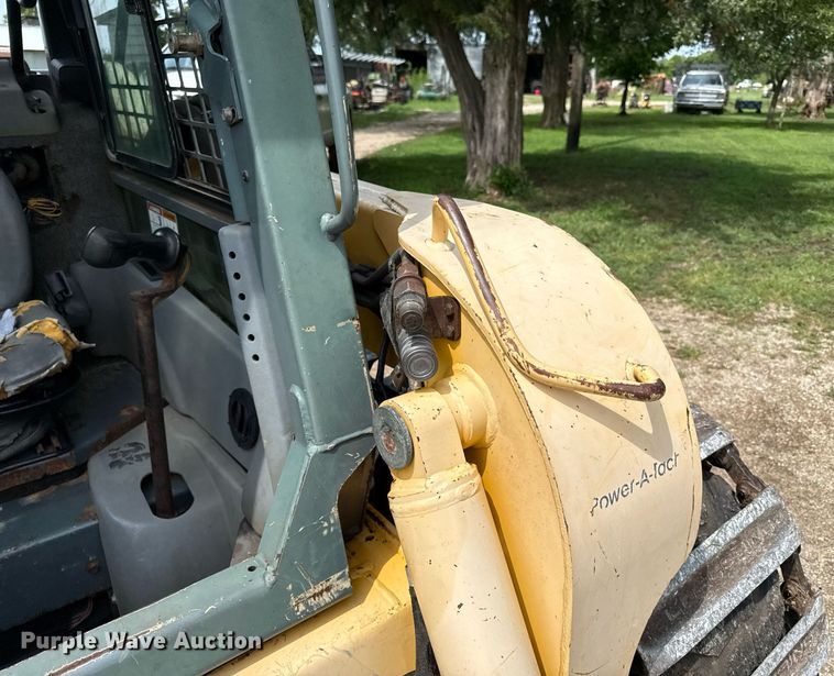 image for item ED4334 Gehl 7810 skid steer loader
