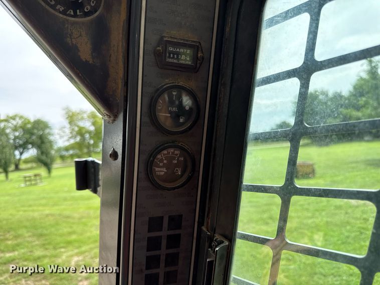 image for item ED4334 Gehl 7810 skid steer loader