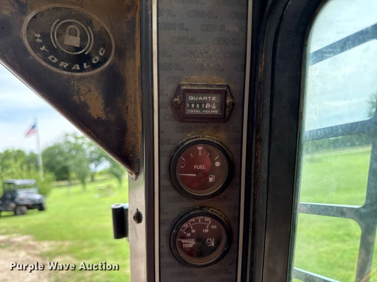 image for item ED4334 Gehl 7810 skid steer loader