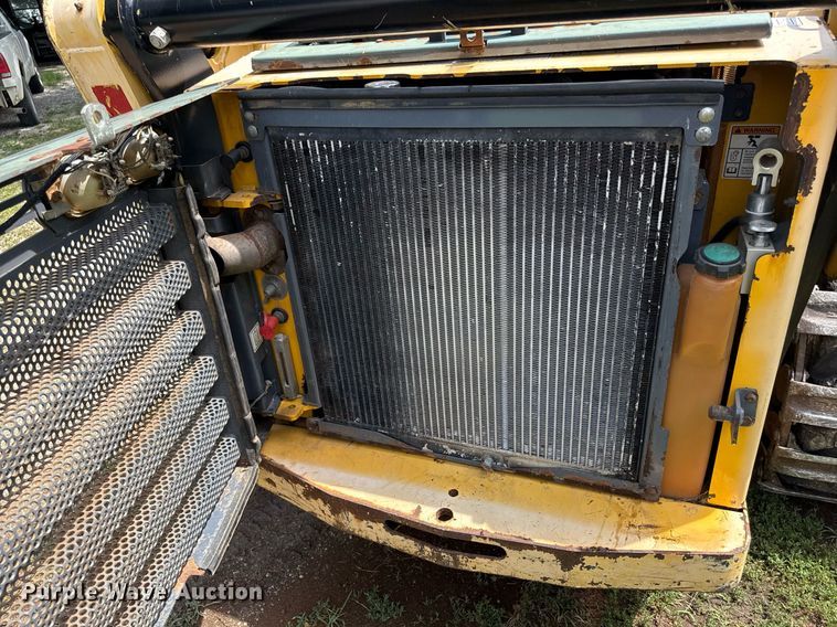 image for item ED4334 Gehl 7810 skid steer loader