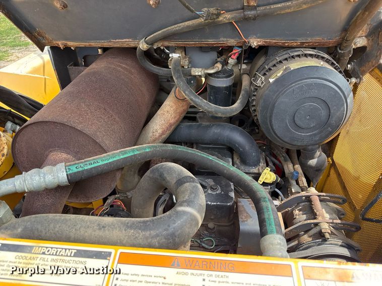 image for item ED4334 Gehl 7810 skid steer loader