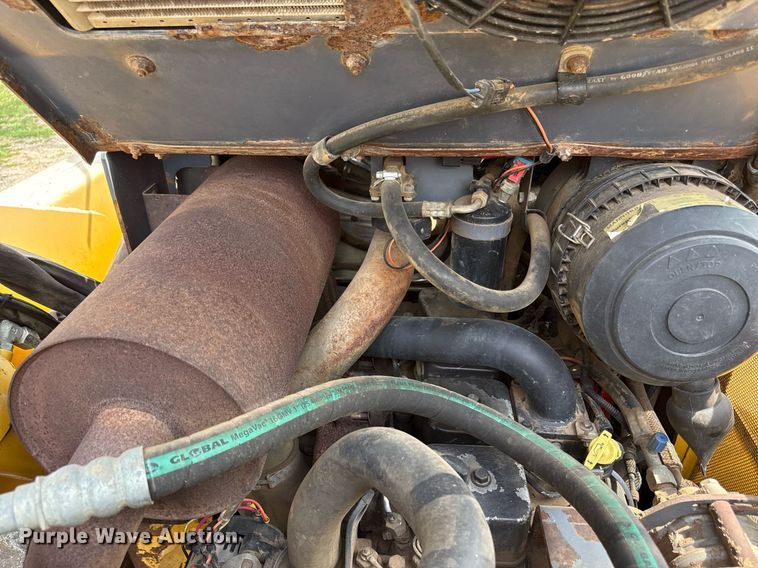 image for item ED4334 Gehl 7810 skid steer loader