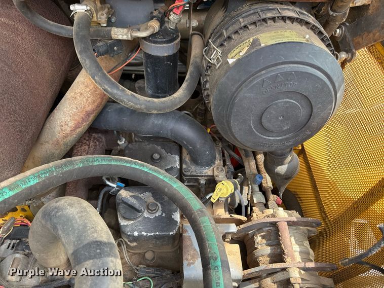 image for item ED4334 Gehl 7810 skid steer loader