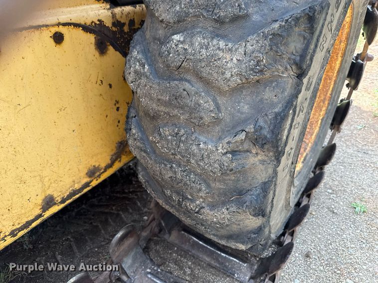 image for item ED4334 Gehl 7810 skid steer loader