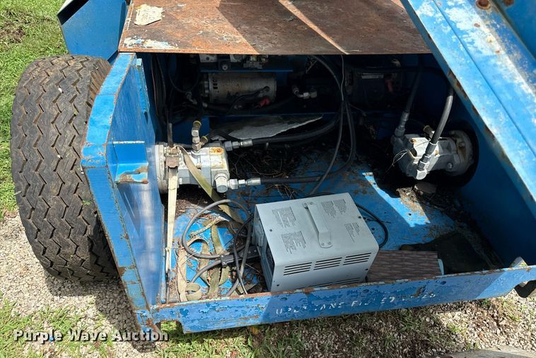 image for item ED4335 1996 Genie Z-45/22 boom lift