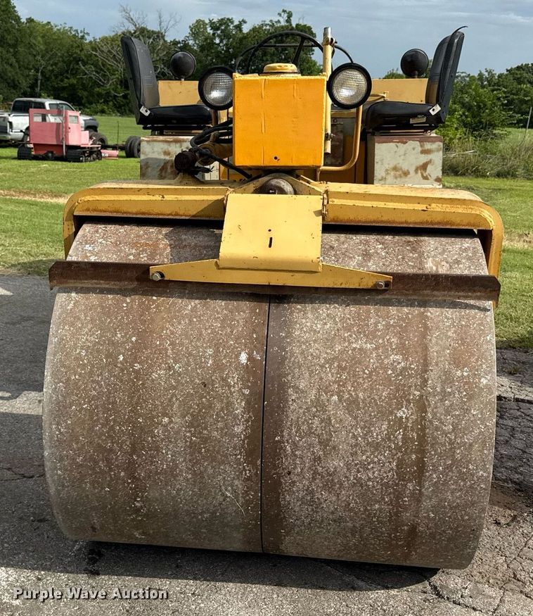 image for item ED4342 Hyster double drum roller