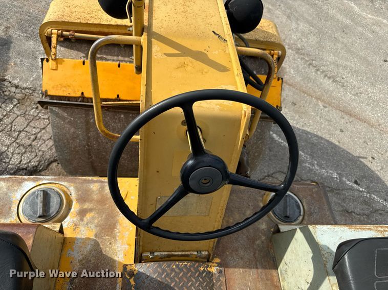 image for item ED4342 Hyster double drum roller