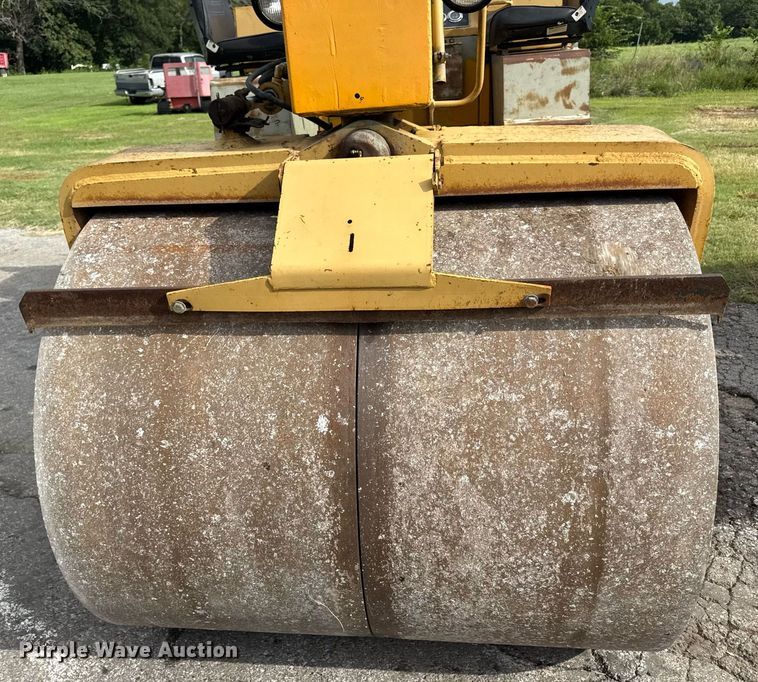 image for item ED4342 Hyster double drum roller