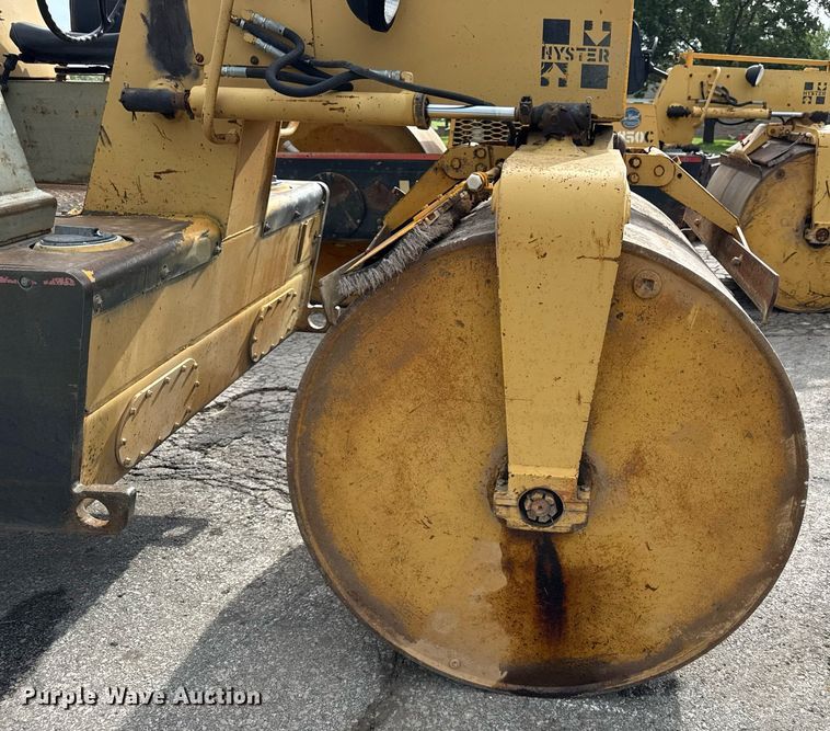 image for item ED4342 Hyster double drum roller