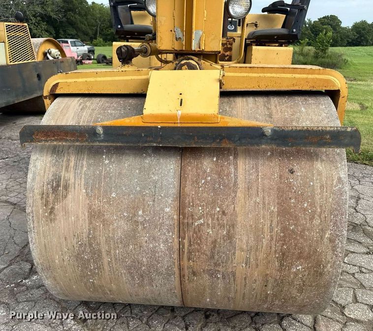 image for item ED4343 Hyster C350C double drum roller