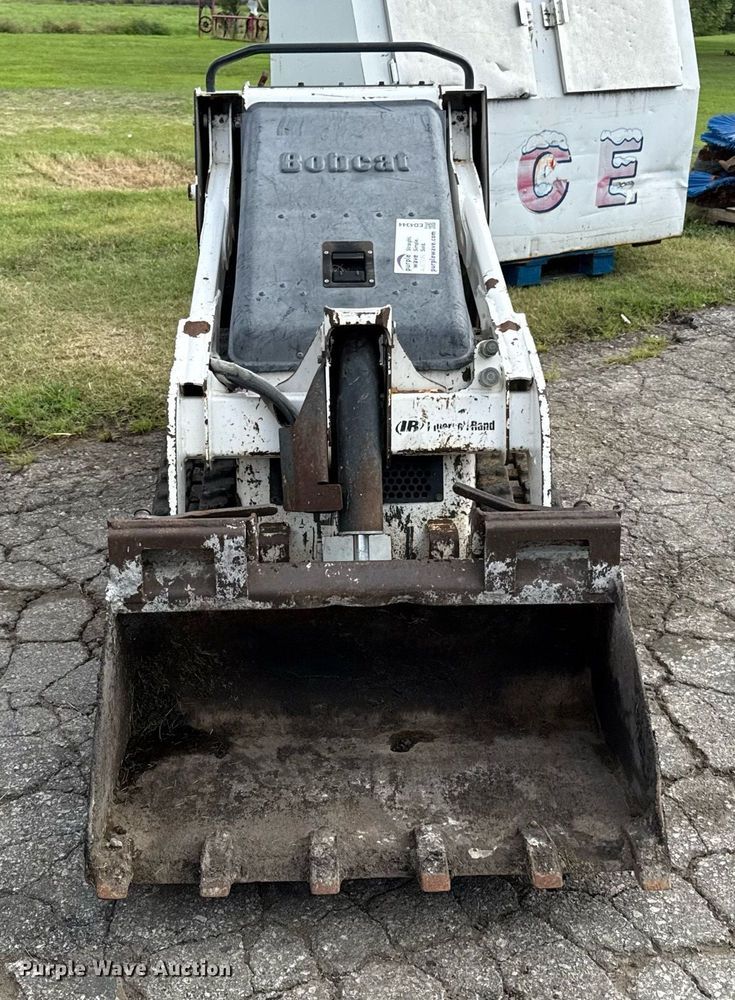 MINI CARGADOR SOBRE ORUGAS COMPACTO 2004 BOBCAT MT52
