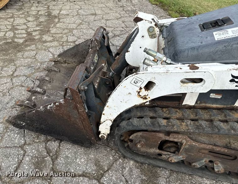 image for item ED4344 2004 Bobcat MT52 compact utility loader