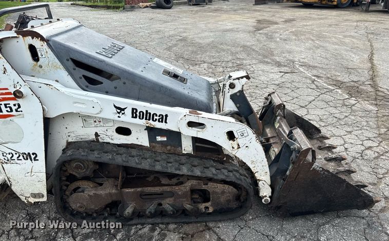 image for item ED4344 2004 Bobcat MT52 compact utility loader