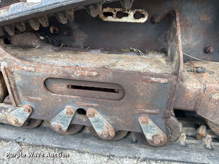 image for item ED4344 2004 Bobcat MT52 compact utility loader