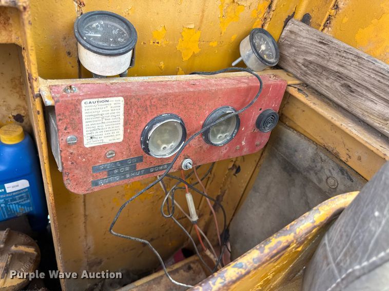 image for item ED4361 1965 Caterpillar 950 wheel loader