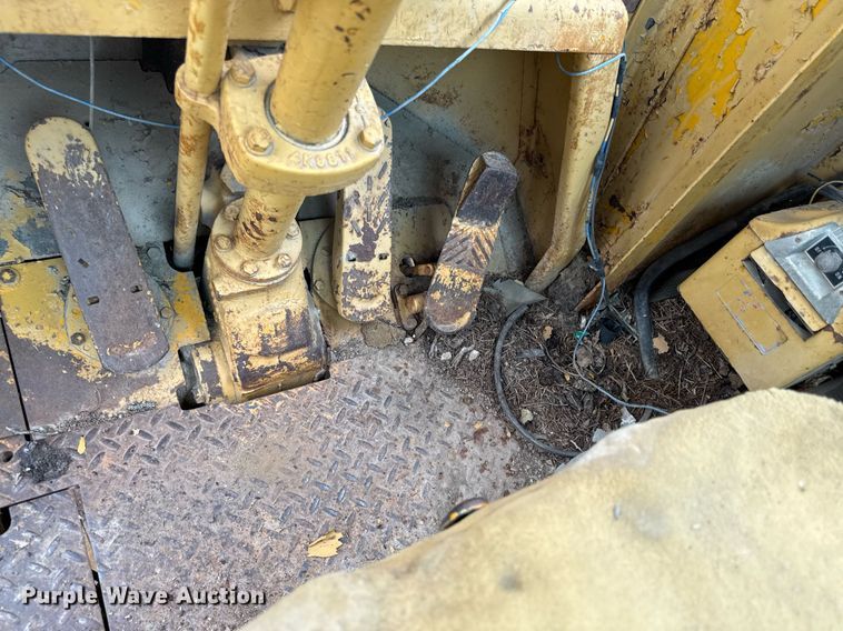 image for item ED4361 1965 Caterpillar 950 wheel loader