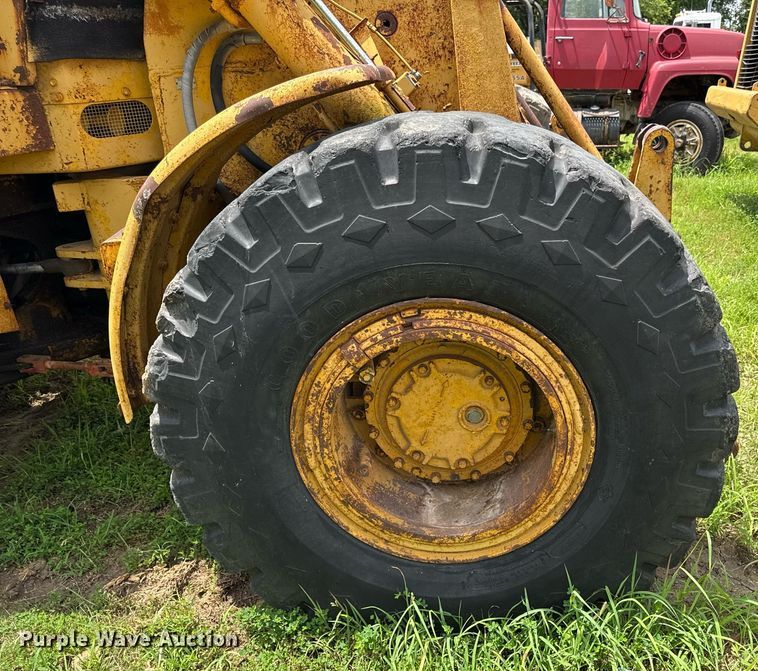 image for item ED4361 1965 Caterpillar 950 wheel loader