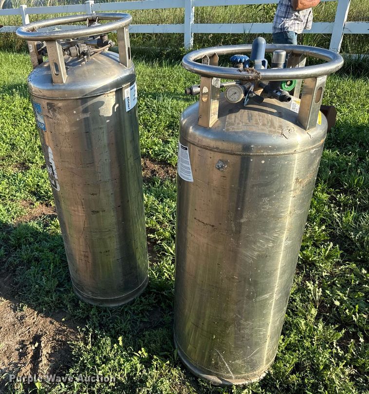 image for item ED4387 (2) refrigerated liquid O2 tanks