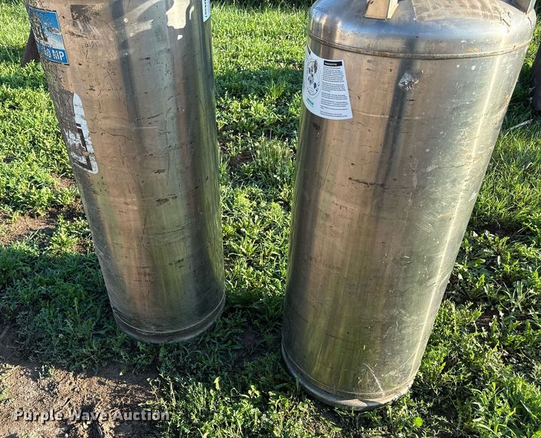 image for item ED4387 (2) refrigerated liquid O2 tanks