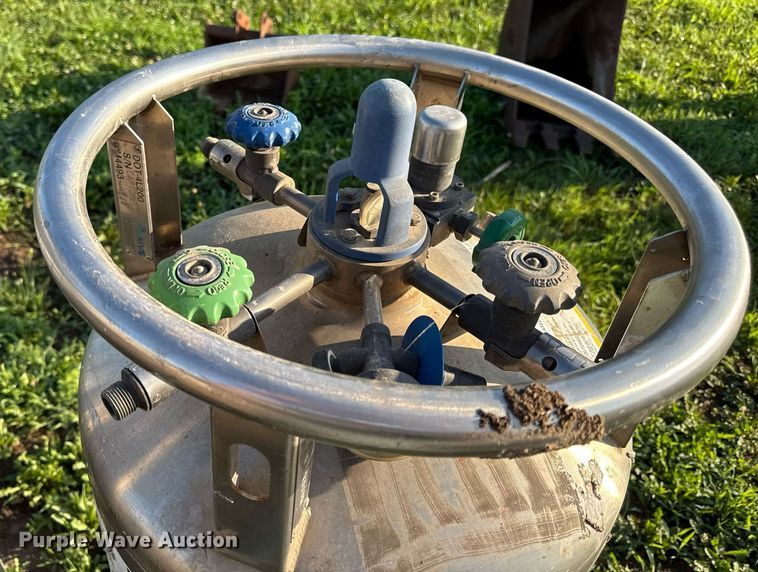 image for item ED4387 (2) refrigerated liquid O2 tanks