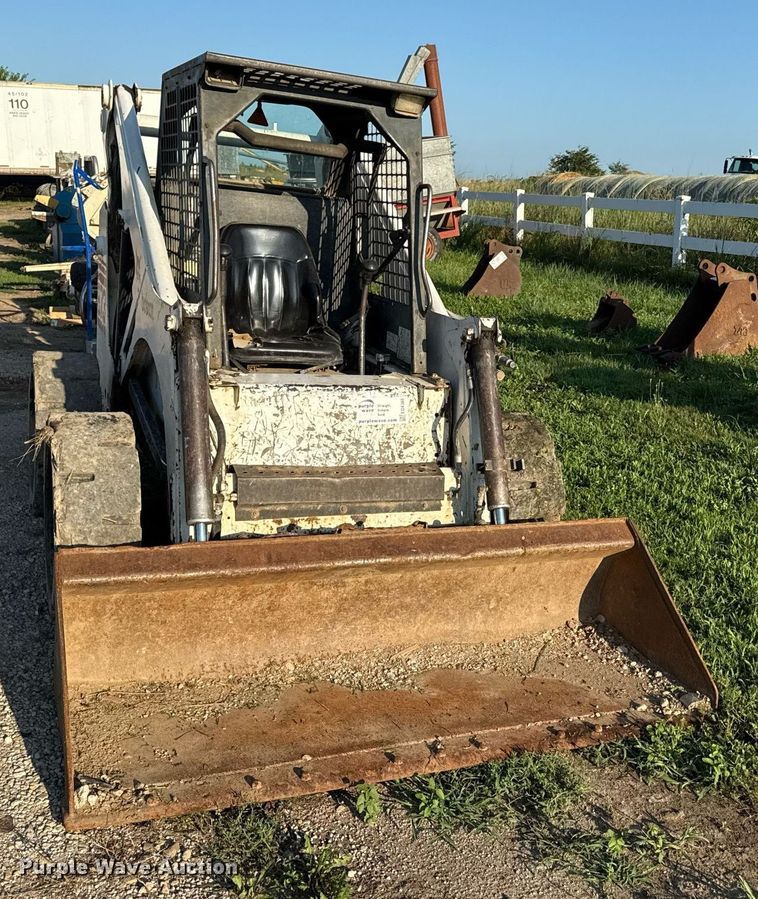 MINI CARGADOR SOBRE RUEDAS 1998 BOBCAT 873