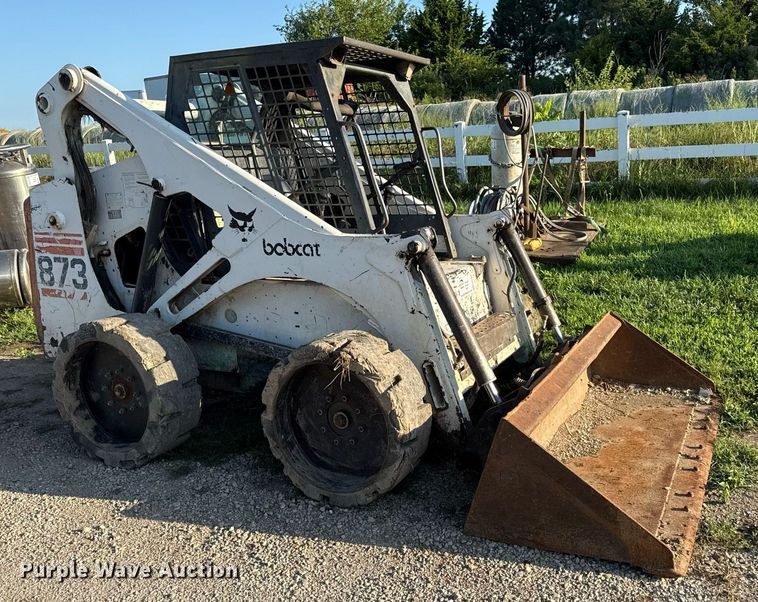 MINI CARGADOR SOBRE RUEDAS 1998 BOBCAT 873