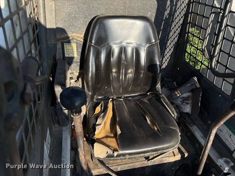 image for item ED4388 1998 Bobcat 873 skid steer loader