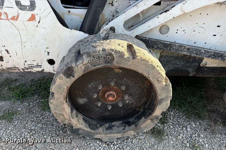 image for item ED4388 1998 Bobcat 873 skid steer loader