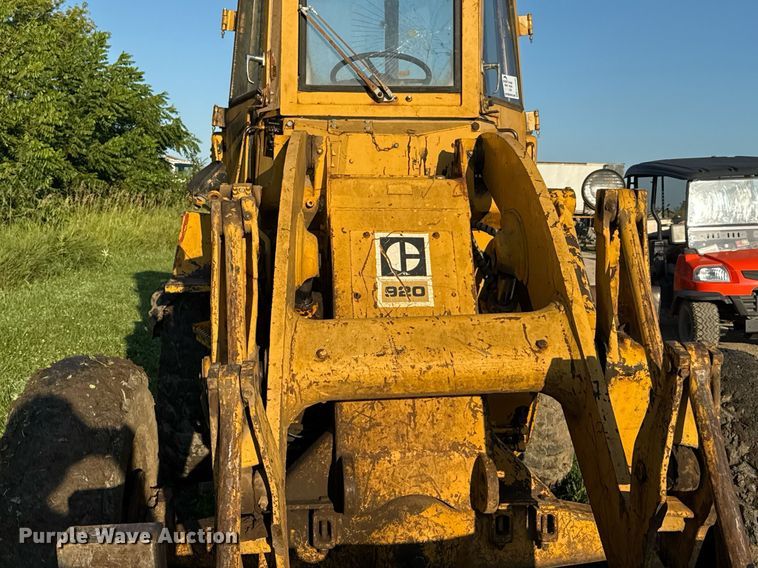 image for item ED4390 1978 Caterpillar 920 wheel loader