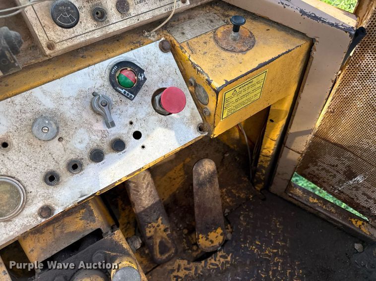 image for item ED4390 1978 Caterpillar 920 wheel loader