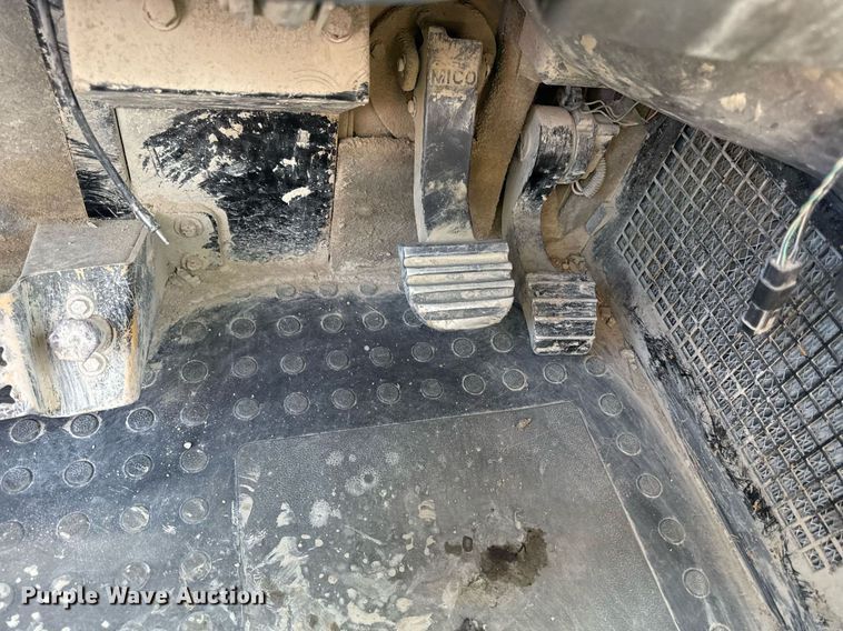 image for item ED4394 2007 Caterpillar 730 articulated haul truck